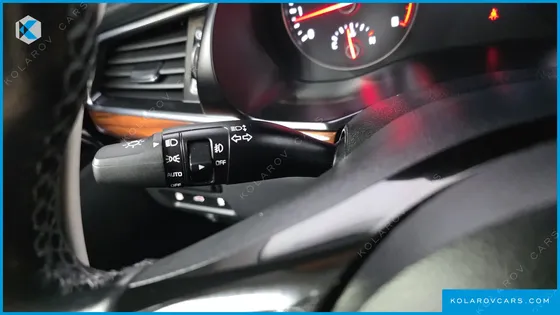 KIA K7 3.0 LPI LUXURY (RENTAL CAR)