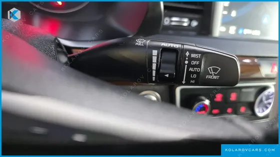 KIA K7 3.0 LPI LUXURY (RENTAL CAR)