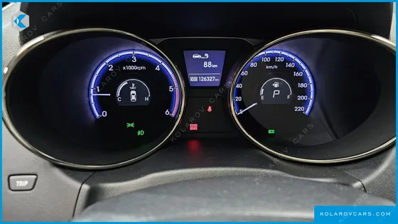 HYUNDAI TUCSON DIESEL 2WD LX20