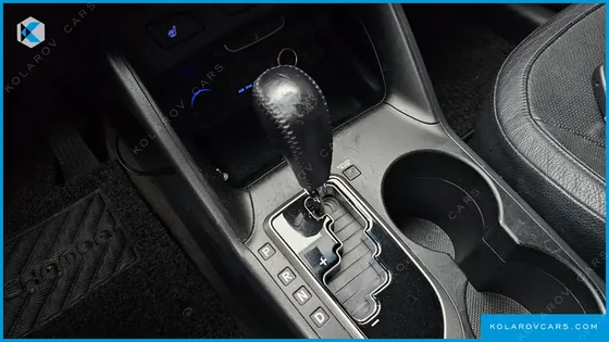 HYUNDAI TUCSON DIESEL 2WD LX20