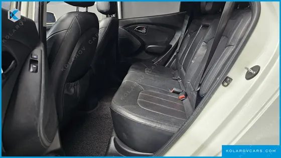HYUNDAI TUCSON DIESEL 2WD LX20