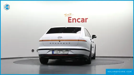 HYUNDAI GRANDEUR 3,5 GASOLINE 4WD