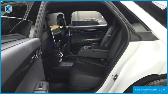 HYUNDAI GRANDEUR 3,5 GASOLINE 4WD