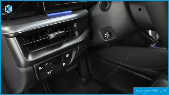 HYUNDAI GRANDEUR 3,5 GASOLINE 4WD