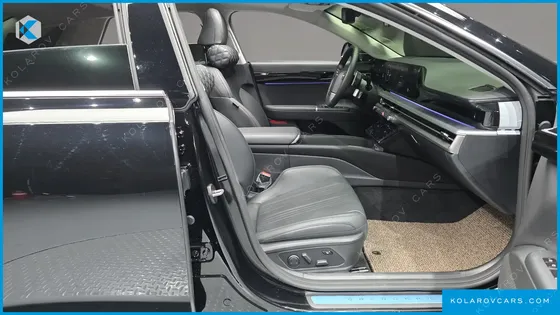 HYUNDAI GRANDEUR 2,5 GASOLINE 2WD