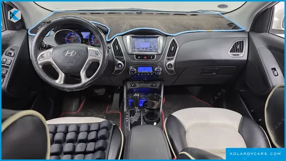 HYUNDAI TUCSON DIESEL 2WD LX20