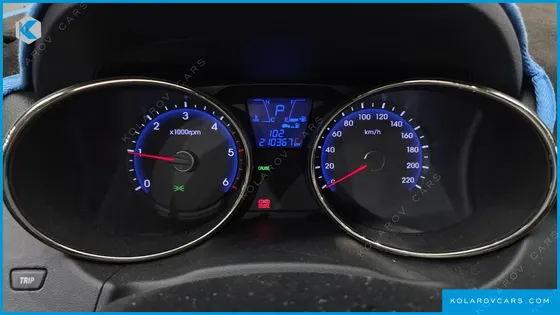 HYUNDAI TUCSON DIESEL 2WD LX20