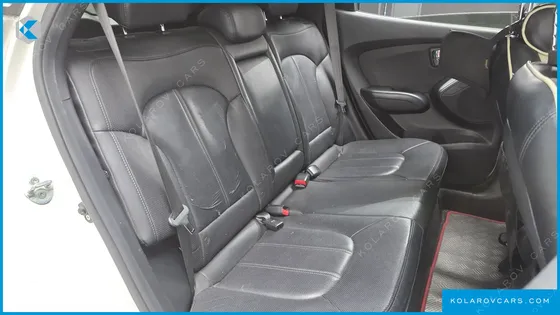 HYUNDAI TUCSON DIESEL 2WD LX20