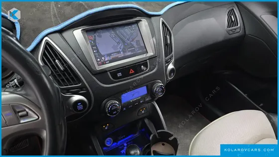 HYUNDAI TUCSON DIESEL 2WD LX20