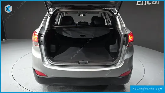 HYUNDAI TUCSON DIESEL 2WD LX20