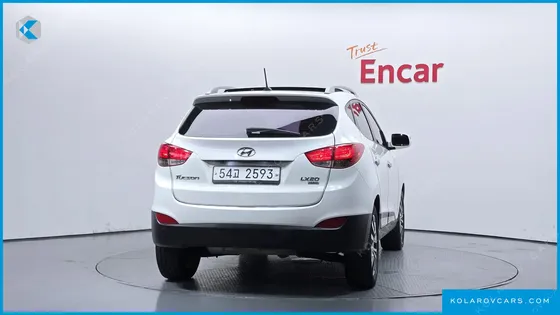 HYUNDAI TUCSON DIESEL 2WD LX20