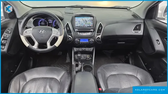 HYUNDAI TUCSON DIESEL 2WD LX20