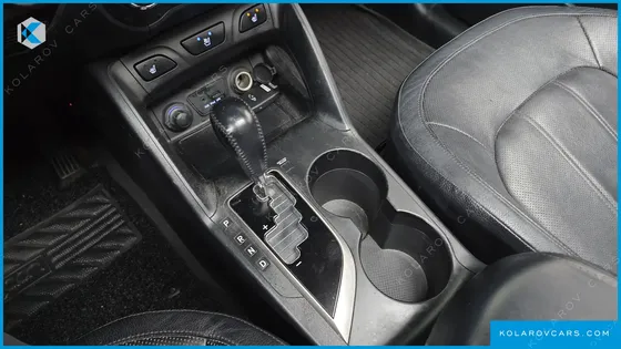 HYUNDAI TUCSON DIESEL 2WD LX20