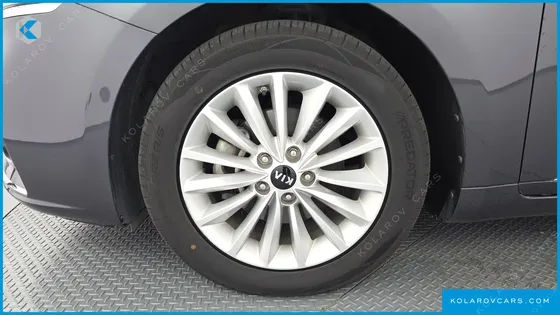KIA K7 3.0 LPI LUXURY (RENTAL CAR)