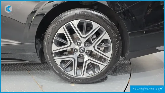 HYUNDAI GRANDEUR 2,5 GASOLINE 2WD