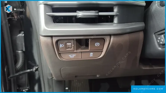 HYUNDAI GRANDEUR 2,5 GASOLINE 2WD