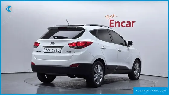 HYUNDAI TUCSON DIESEL 2WD LX20