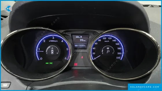 HYUNDAI TUCSON DIESEL 2WD LX20