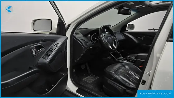 HYUNDAI TUCSON DIESEL 2WD LX20