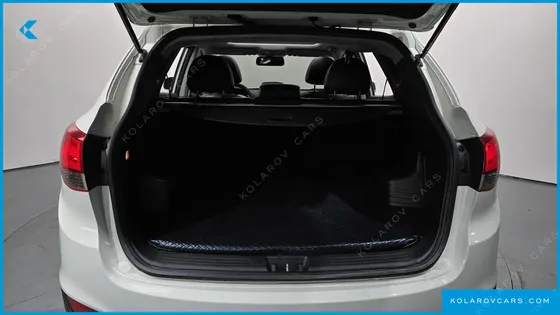 HYUNDAI TUCSON DIESEL 2WD LX20