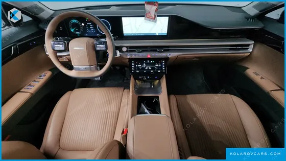 HYUNDAI GRANDEUR 2,5 GASOLINE 2WD