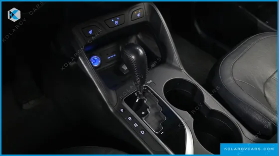 HYUNDAI TUCSON DIESEL 2WD LX20