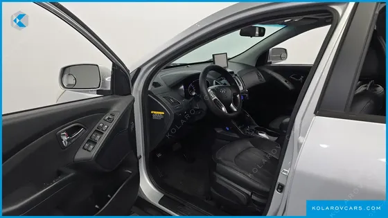 HYUNDAI TUCSON DIESEL 2WD LX20