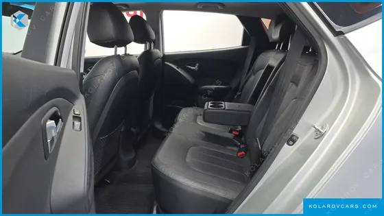 HYUNDAI TUCSON DIESEL 2WD LX20