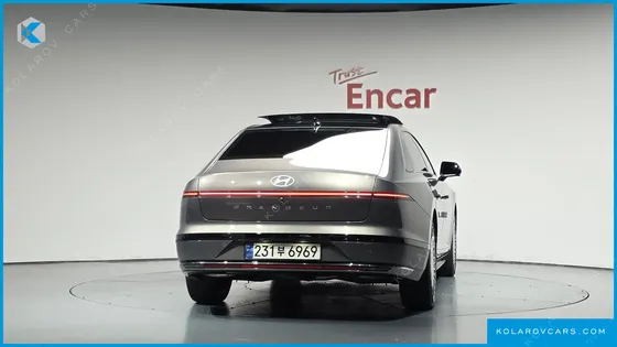 HYUNDAI GRANDEUR 2,5 GASOLINE 2WD