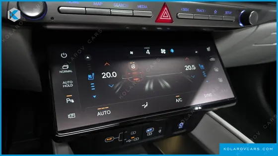 HYUNDAI GRANDEUR 2,5 GASOLINE 2WD