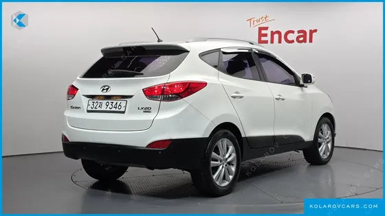 HYUNDAI TUCSON DIESEL 2WD LX20