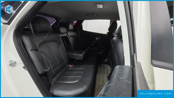 HYUNDAI TUCSON DIESEL 2WD LX20