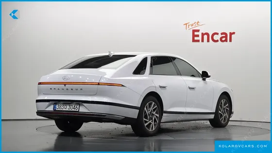 HYUNDAI GRANDEUR 2,5 GASOLINE 2WD