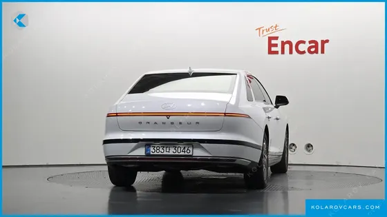 HYUNDAI GRANDEUR 2,5 GASOLINE 2WD