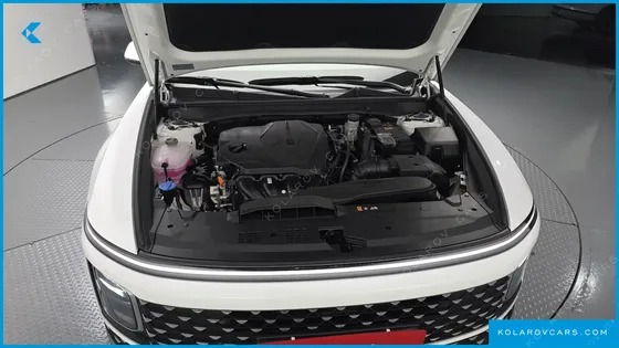 HYUNDAI GRANDEUR 2,5 GASOLINE 2WD