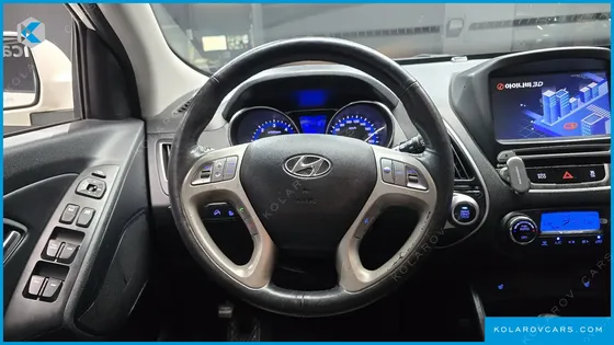 HYUNDAI TUCSON DIESEL 2WD LX20
