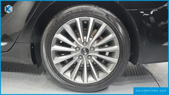 KIA K7 3.0 LPI LUXURY (RENTAL CAR)