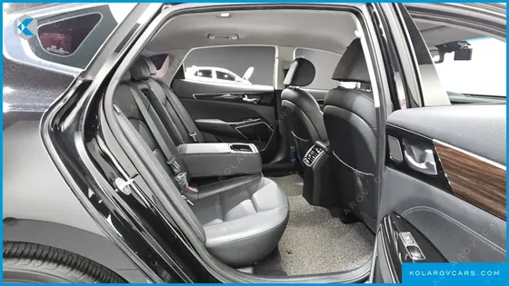 KIA K7 3.0 LPI LUXURY (RENTAL CAR)