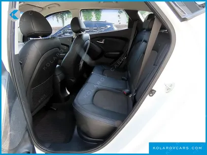 HYUNDAI TUCSON DIESEL 2WD LX20