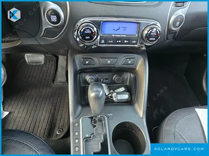 HYUNDAI TUCSON DIESEL 2WD LX20
