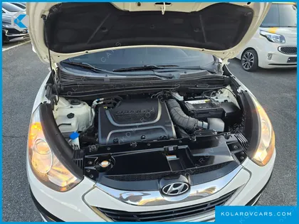 HYUNDAI TUCSON DIESEL 2WD LX20