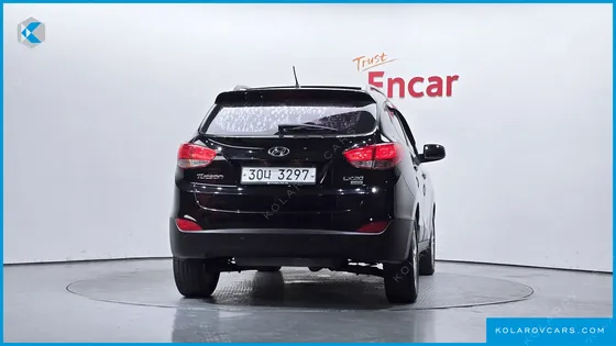 HYUNDAI TUCSON DIESEL 2WD LX20