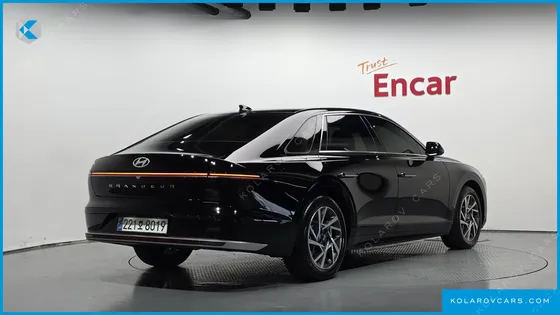 HYUNDAI GRANDEUR 2,5 GASOLINE 2WD