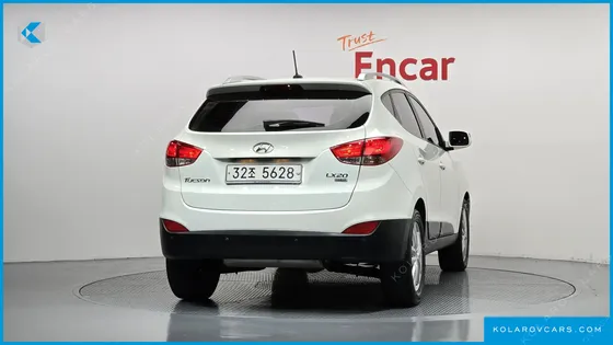 HYUNDAI TUCSON DIESEL 2WD LX20