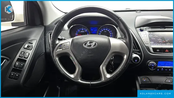 HYUNDAI TUCSON DIESEL 2WD LX20