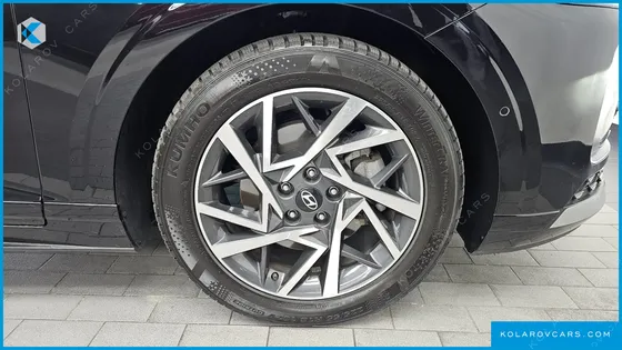 HYUNDAI GRANDEUR 2,5 GASOLINE 2WD
