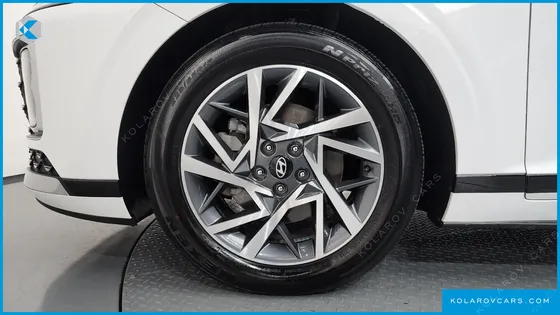 HYUNDAI GRANDEUR 2,5 GASOLINE 2WD