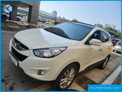 HYUNDAI TUCSON DIESEL 2WD LX20