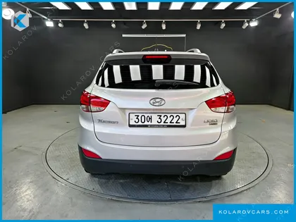 HYUNDAI TUCSON DIESEL 2WD LX20