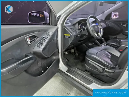 HYUNDAI TUCSON DIESEL 2WD LX20
